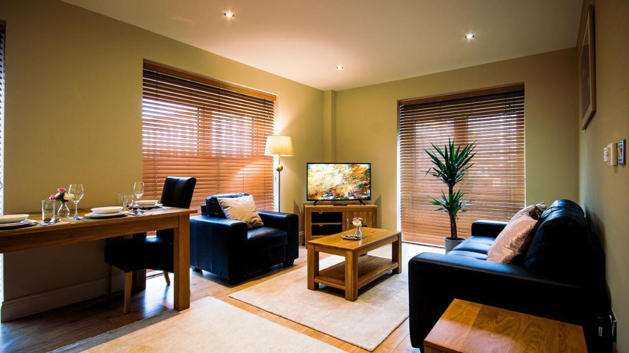 Superb City Center 1 Or 2 Bedroom Apts King Bed Southampton Exterior foto